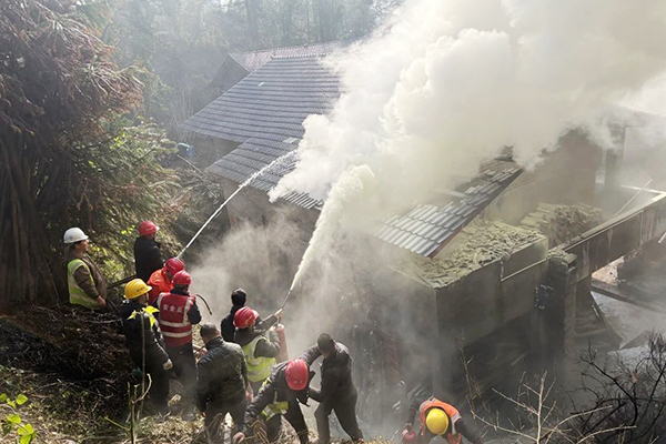 突發(fā)火災，大墊高速公路TJ3項目緊急救援